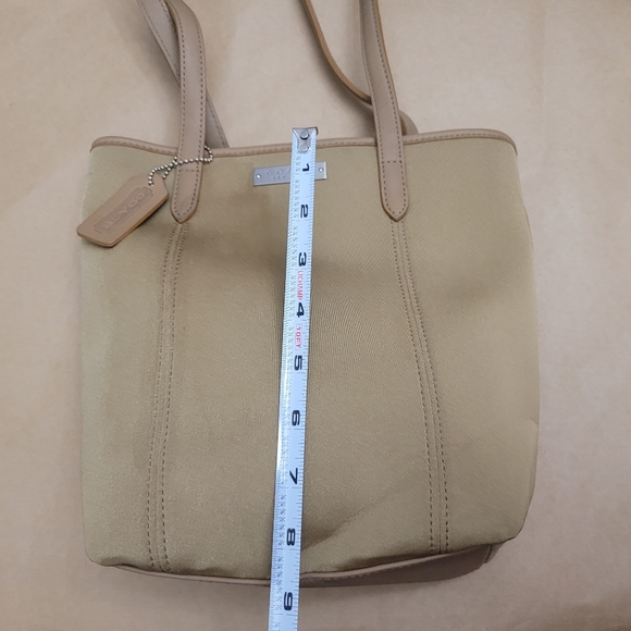 Coach Camel Neo TOTE 6201 - Picture 2 of 8